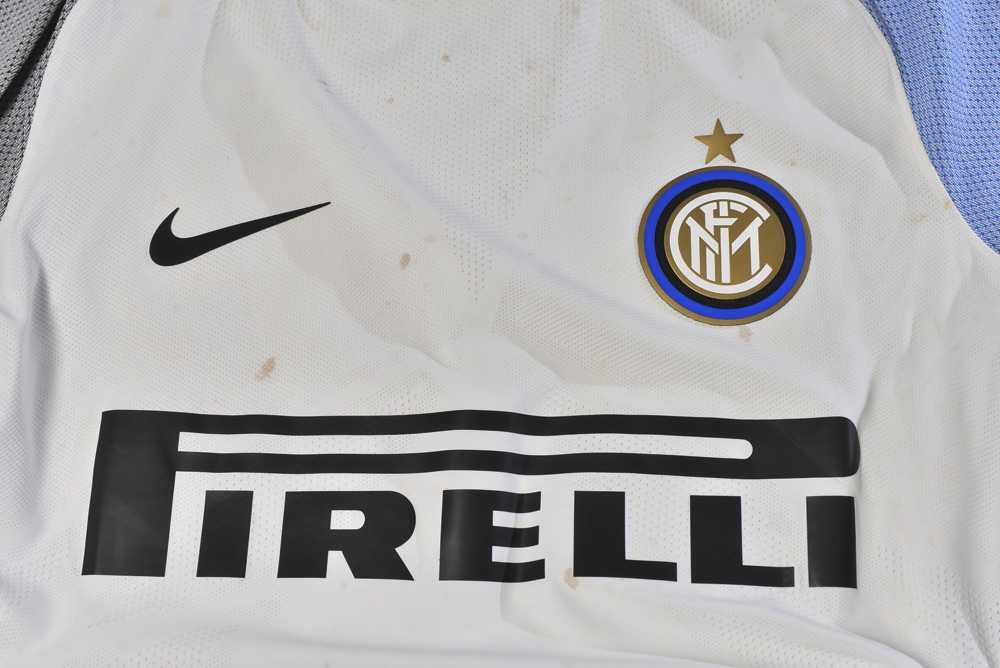 INTERNAZIONALE F.C. 2017/2018 PHOTOMATCHED UNWASHED MATCH WORN SHIRT vs SAMPDORIA * PERISIC IVAN * - Image 5
