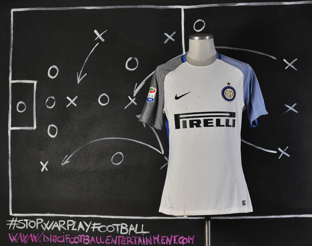 INTERNAZIONALE F.C. 2017/2018 PHOTOMATCHED UNWASHED MATCH WORN SHIRT vs SAMPDORIA * PERISIC IVAN * - Image 2