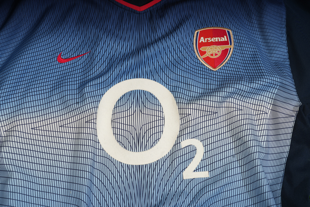 ARSENAL F.C. 2002/2003 CHAMPIONS LEAGUE MATCH WORN SHIRT * PIRES ROBERT * - Image 5