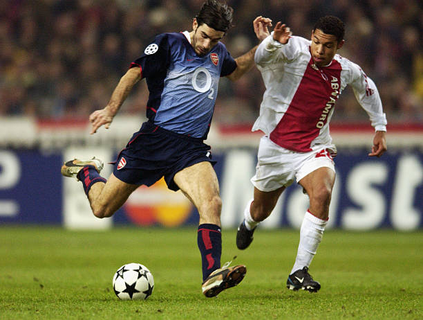 ARSENAL F.C. 2002/2003 CHAMPIONS LEAGUE MATCH WORN SHIRT * PIRES ROBERT * - Image 11