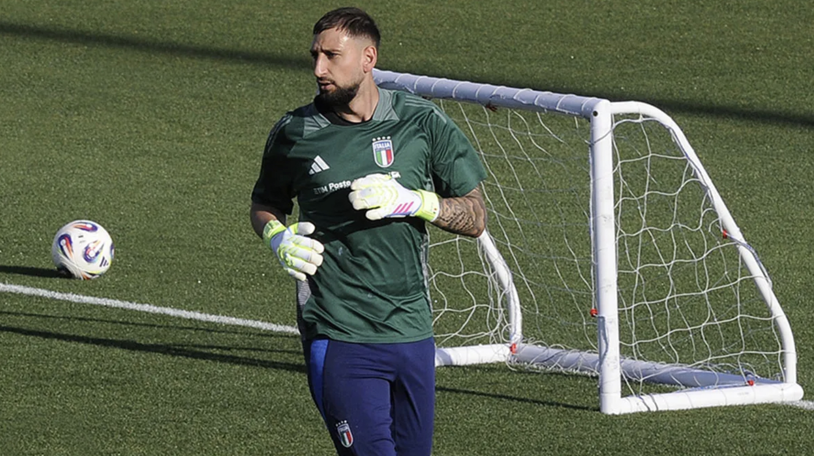 DONNARUMMA GIANLUIGI 2024/2025 MATCH WORN GLOVES * ITALY NATIONAL TEAM * - Image 8