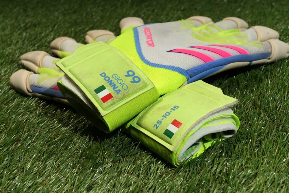 DONNARUMMA GIANLUIGI 2024/2025 MATCH WORN GLOVES * ITALY NATIONAL TEAM * - Image 4