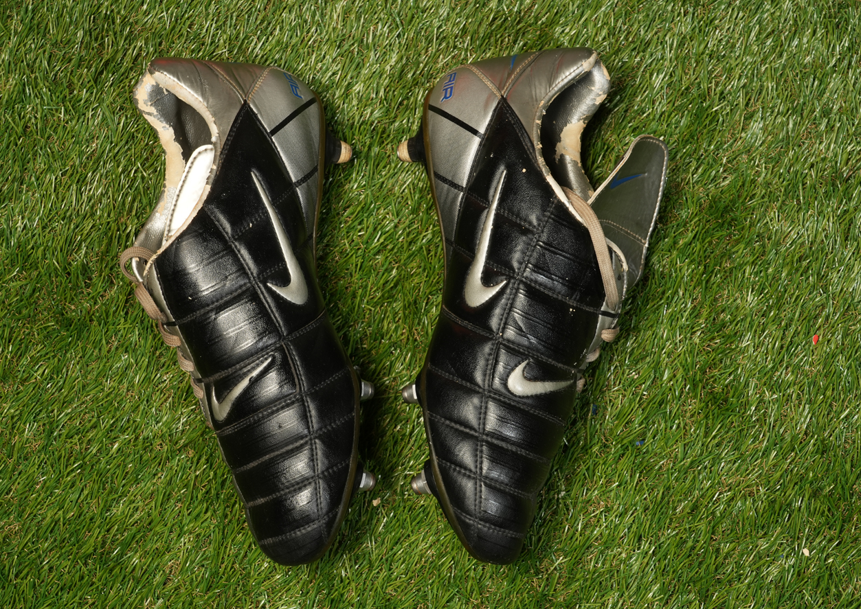 FIGO LUIS 2001/2002 CHAMPIONS LEAGUE MATCH WORN BOOTS vs BAYERN MUNICH * REAL MADRID C.F. * - Image 7